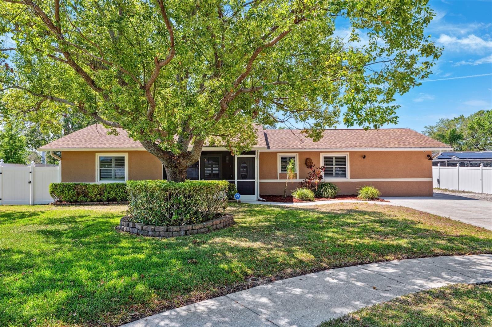 Details for 506 Spring Tree Court, TARPON SPRINGS, FL 34689