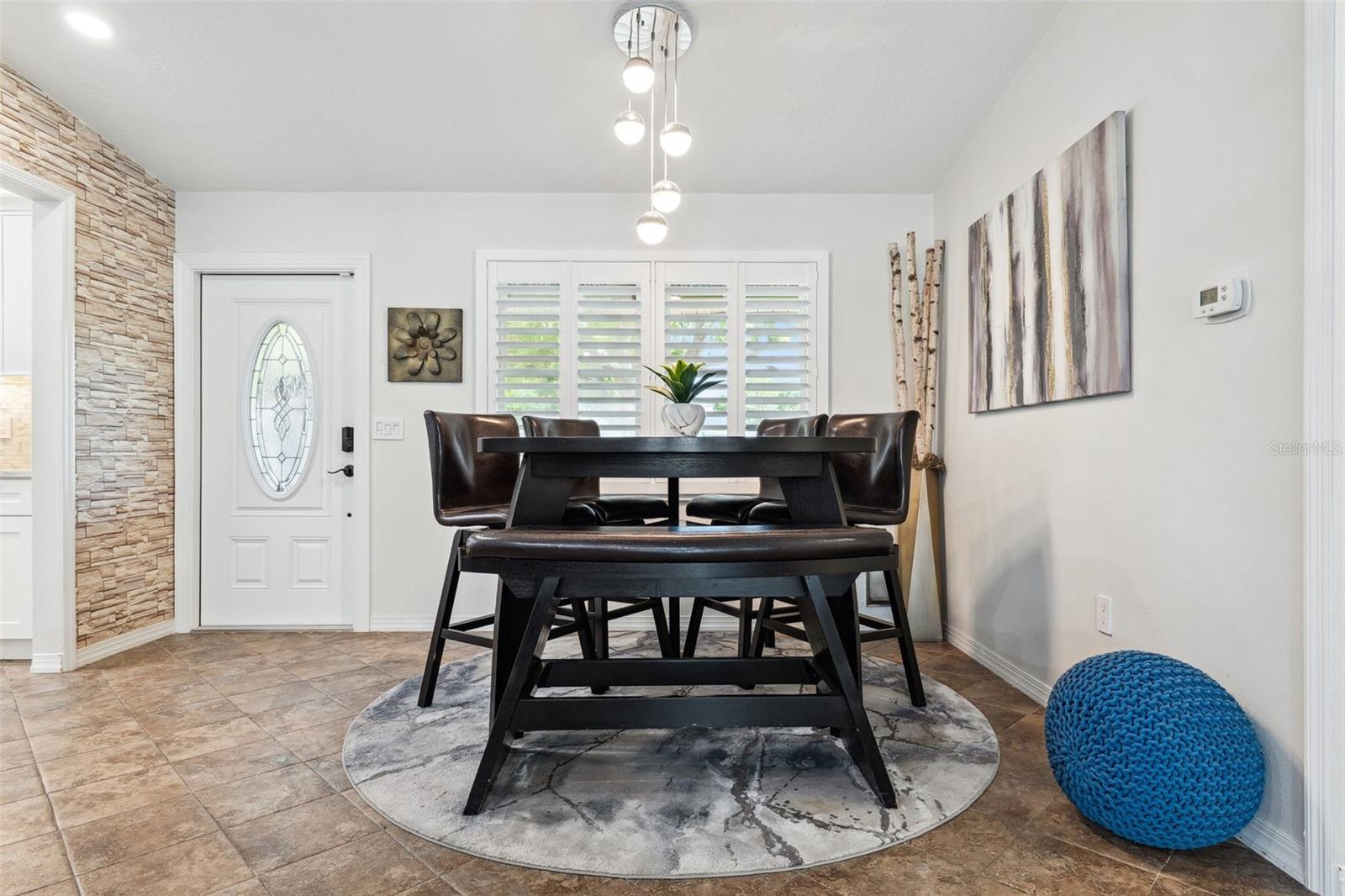Image 11 of 43 For 506 Spring Tree Court