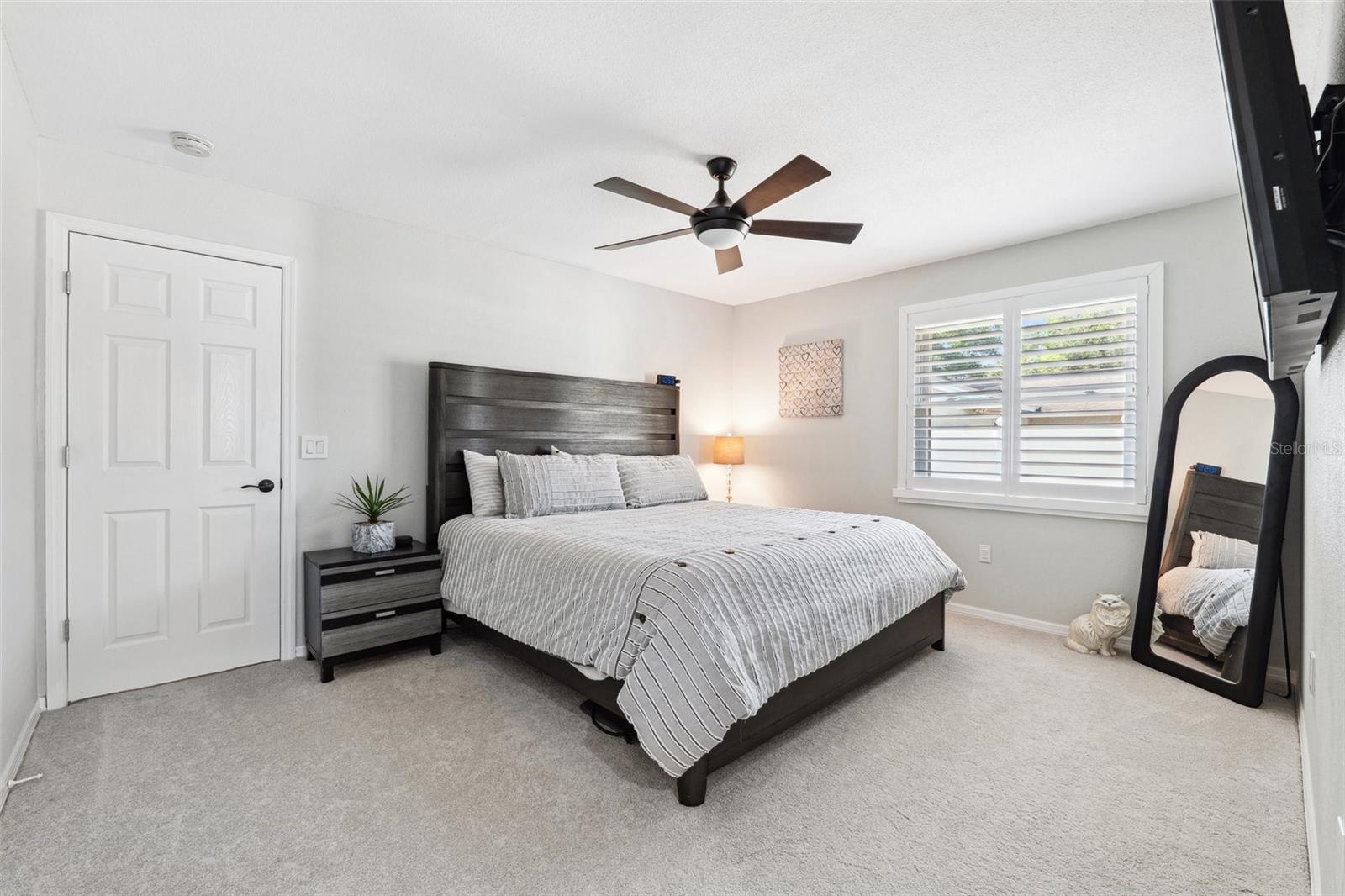 Image 17 of 43 For 506 Spring Tree Court