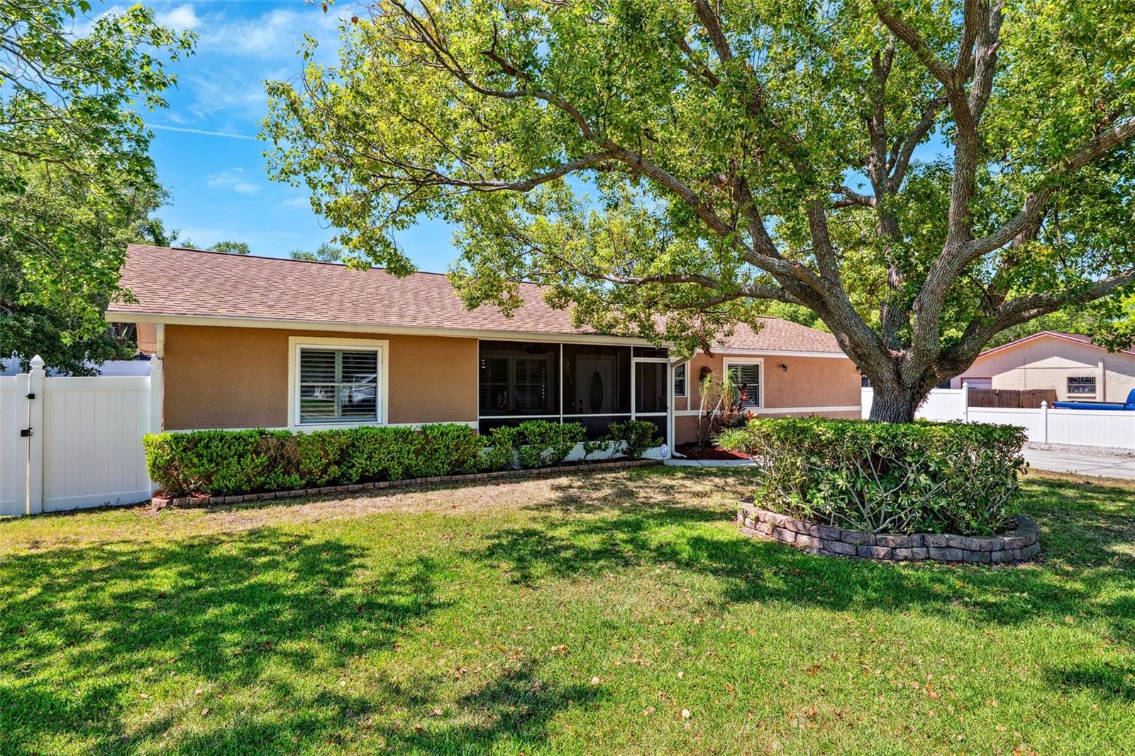 Image 2 of 43 For 506 Spring Tree Court