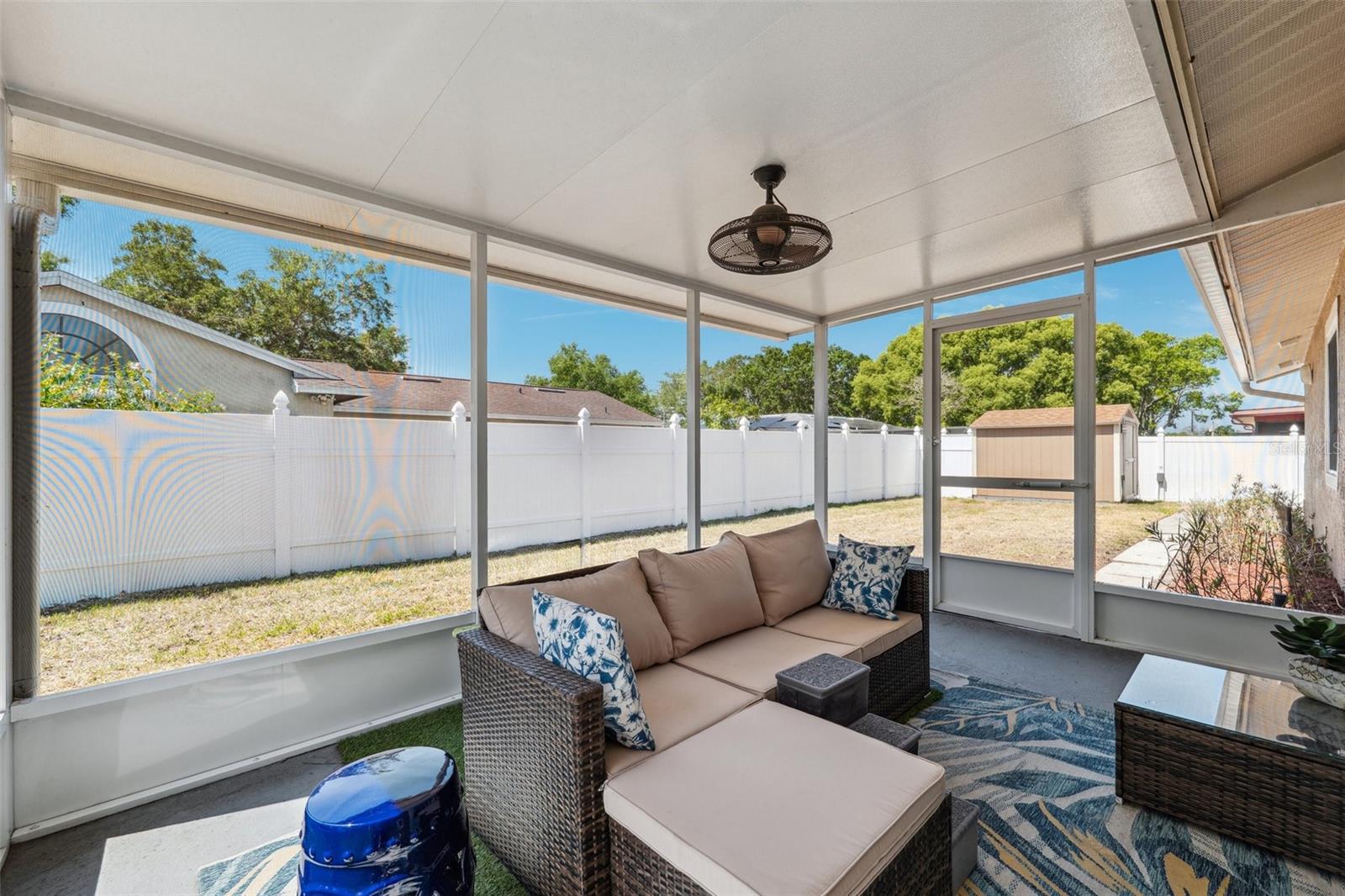 Image 31 of 43 For 506 Spring Tree Court