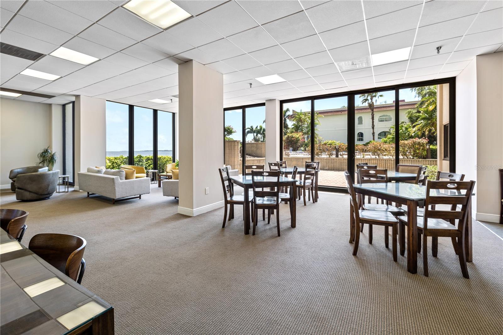 Image 21 of 30 For 2413 Bayshore Boulevard 801