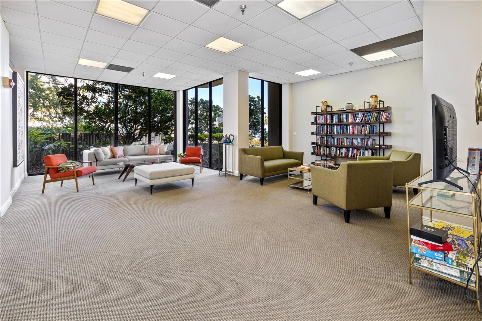 Image 22 of 30 For 2413 Bayshore Boulevard 801