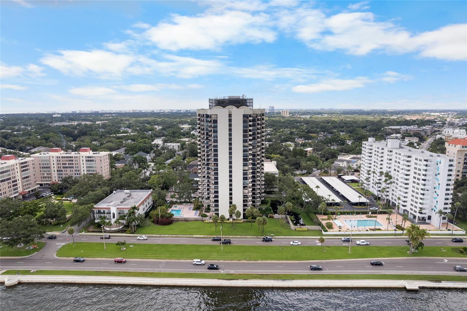 Image 43 of 46 For 2413 Bayshore Boulevard 801