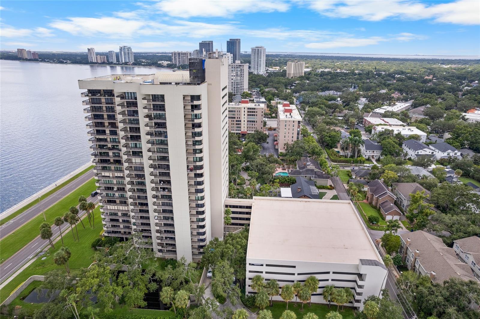 Image 48 of 50 For 2413 Bayshore Boulevard 801