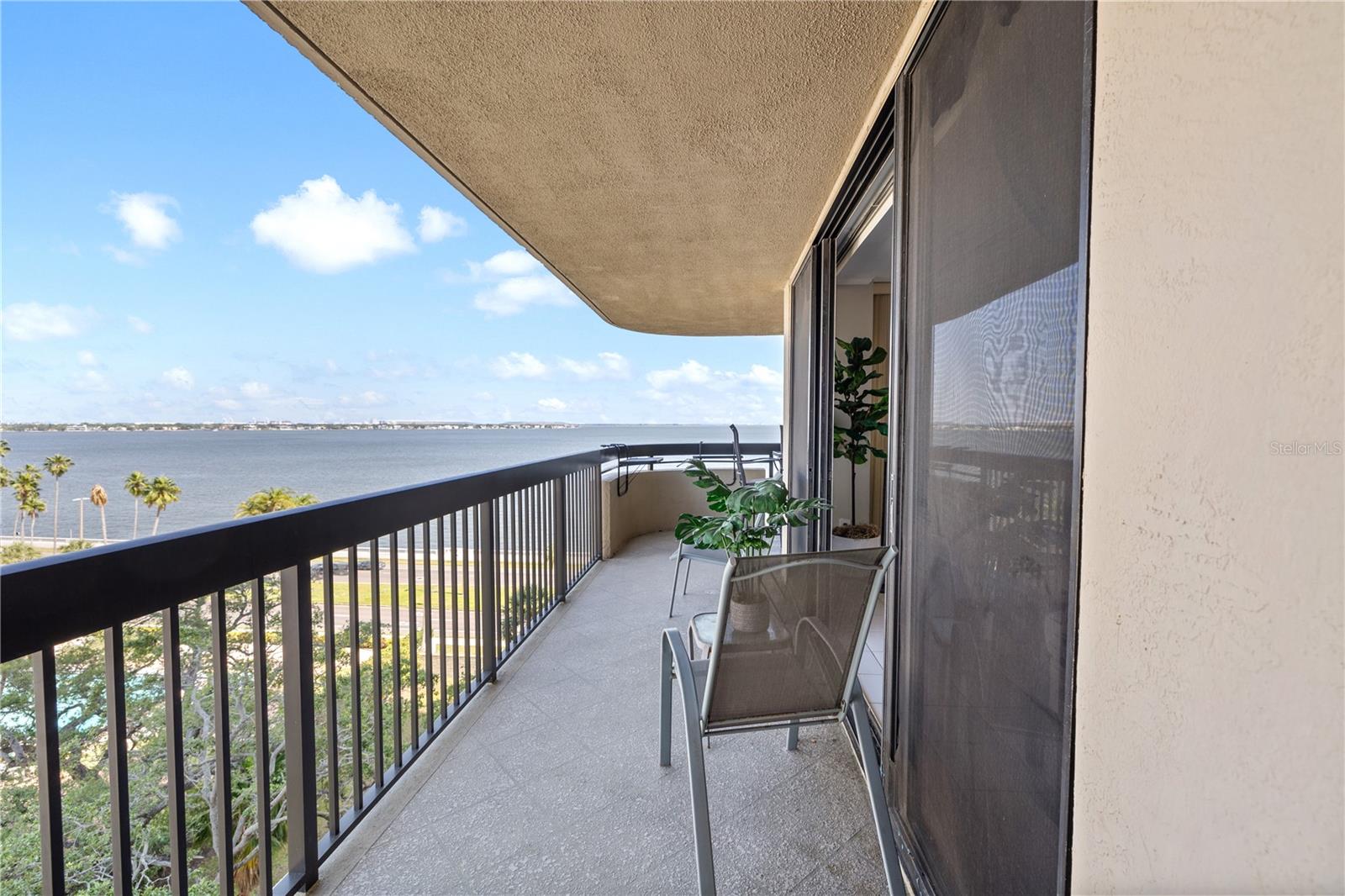 Image 7 of 30 For 2413 Bayshore Boulevard 801