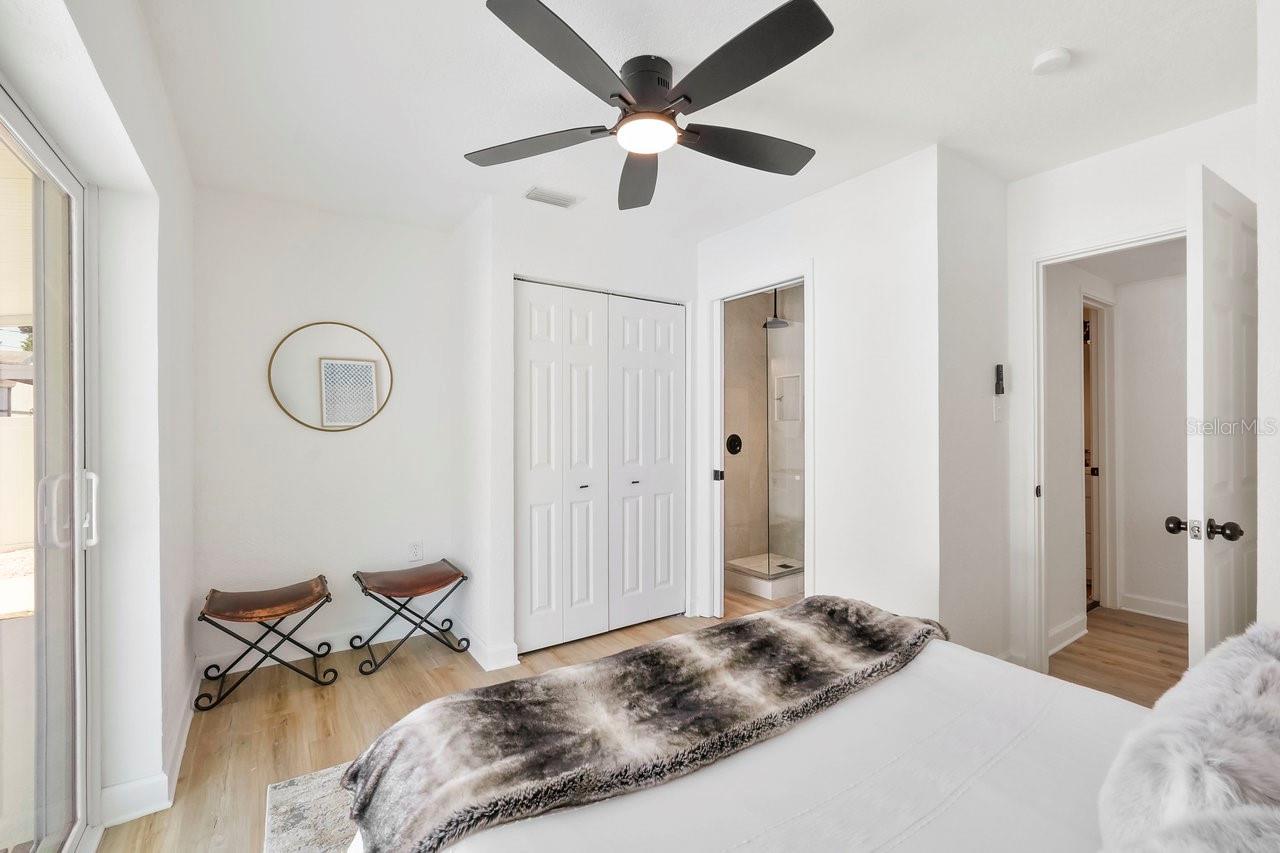 Image 16 of 44 For 4675 26th Avenue N