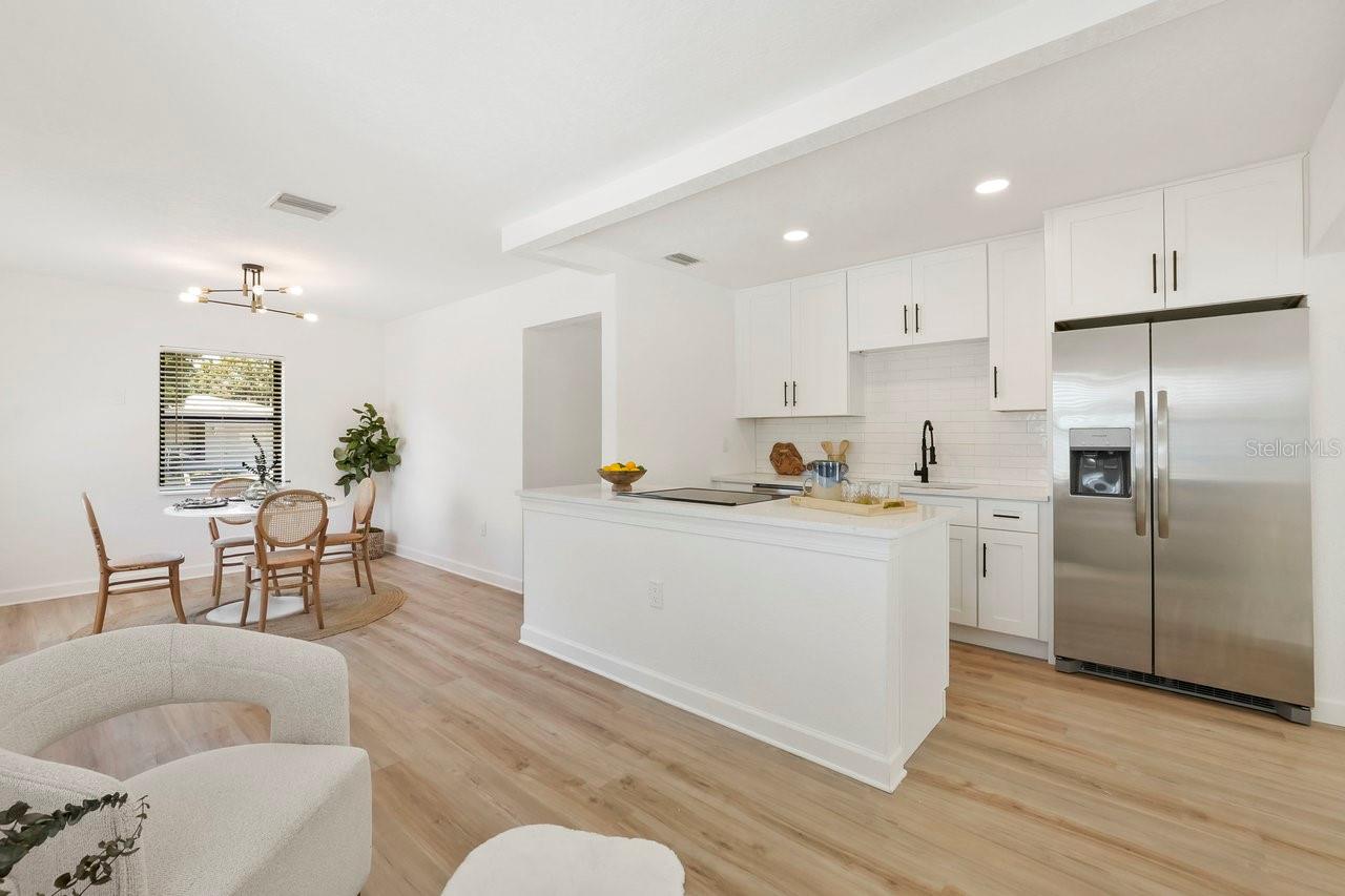 Image 3 of 44 For 4675 26th Avenue N