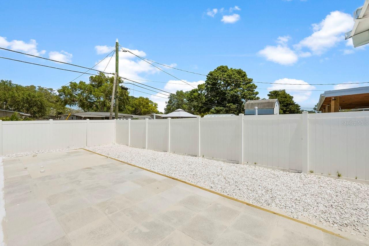 Image 37 of 44 For 4675 26th Avenue N