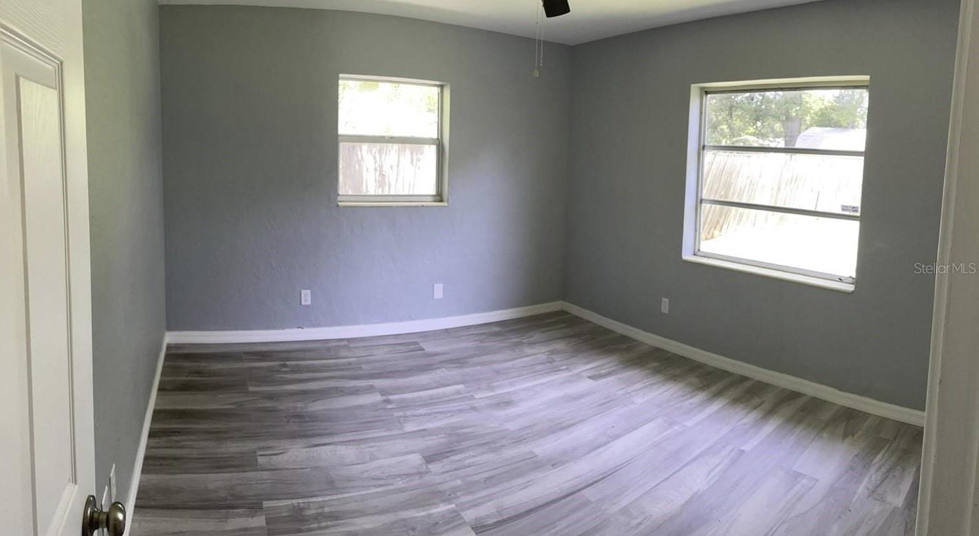 Image 8 of 12 For 4301 15th Avenue N