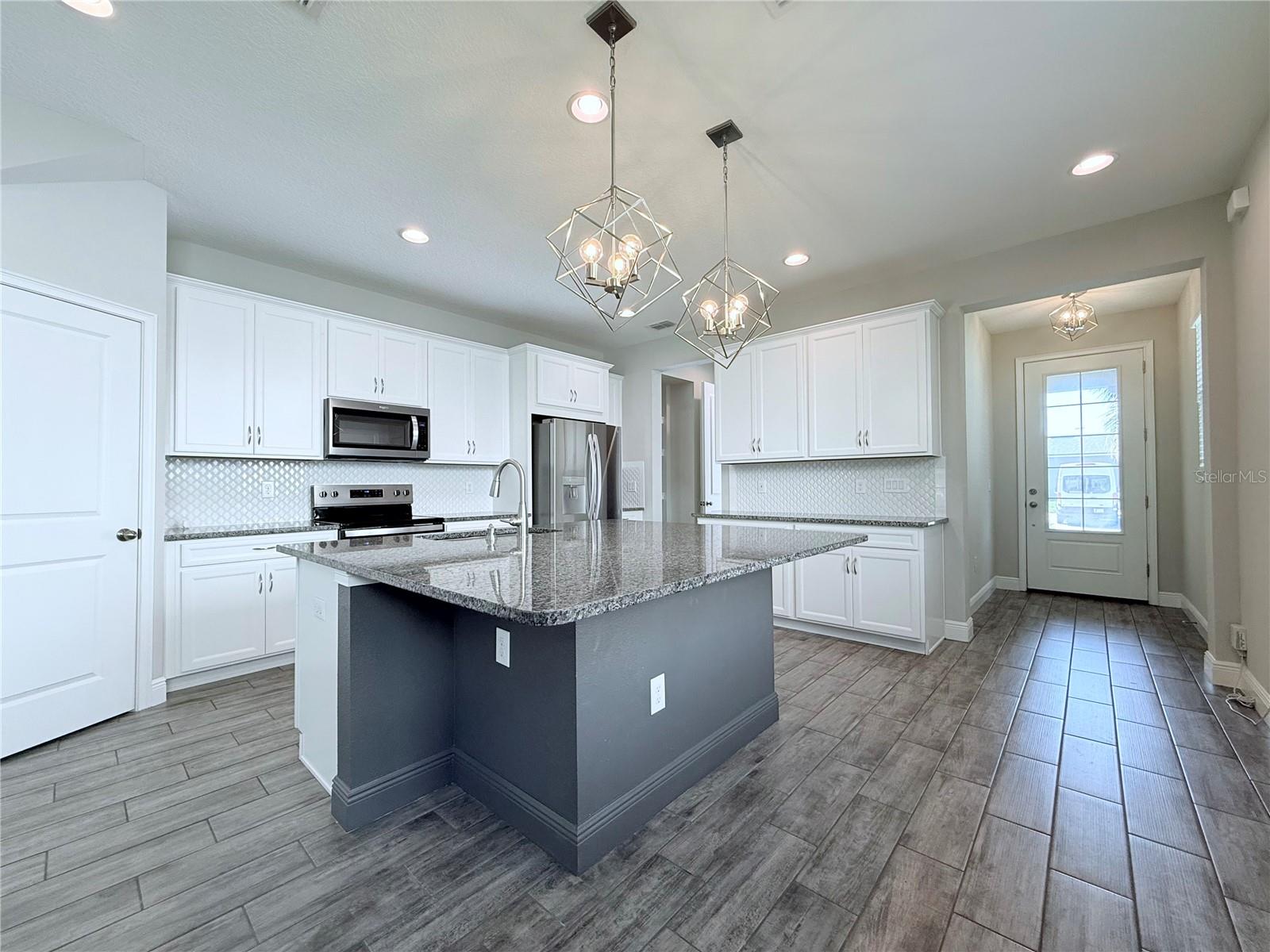 Image 8 of 72 For 11724 Cambium Crown Drive