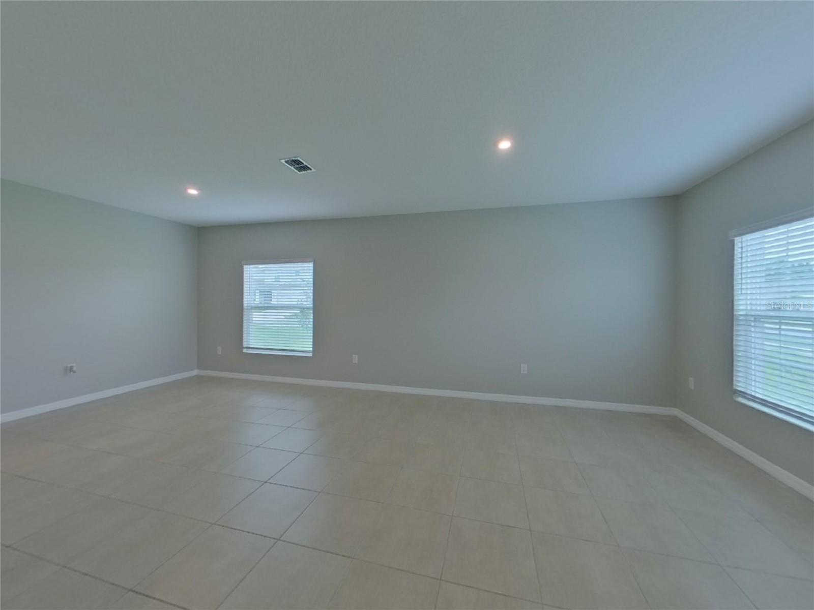 Image 4 of 17 For 205 Garnet Avenue