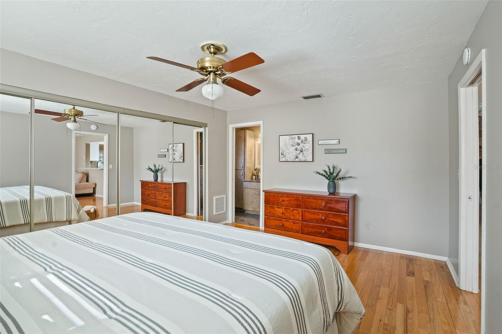 Image 12 of 27 For 8763 Matthew Street