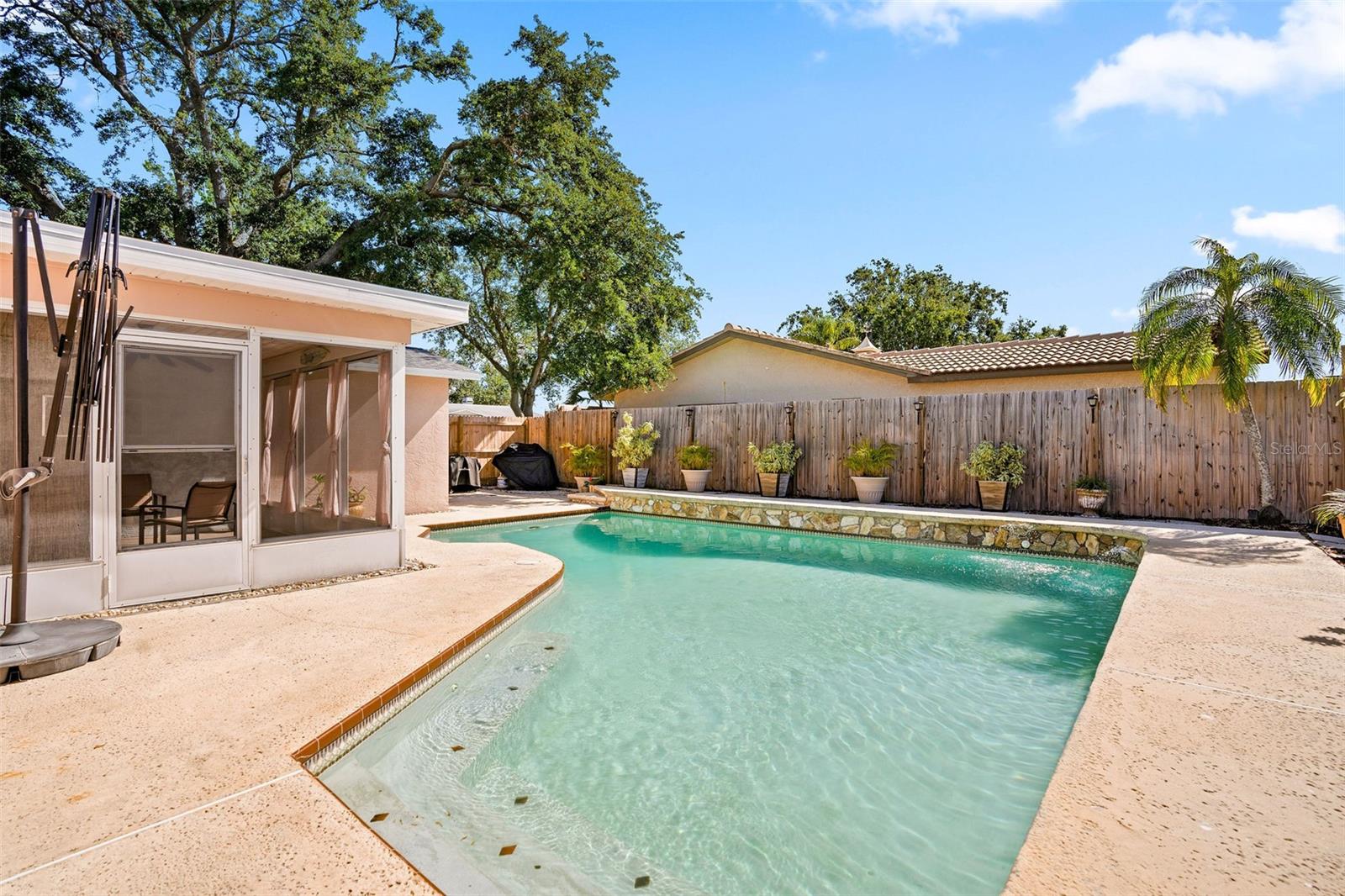 Image 21 of 27 For 8763 Matthew Street