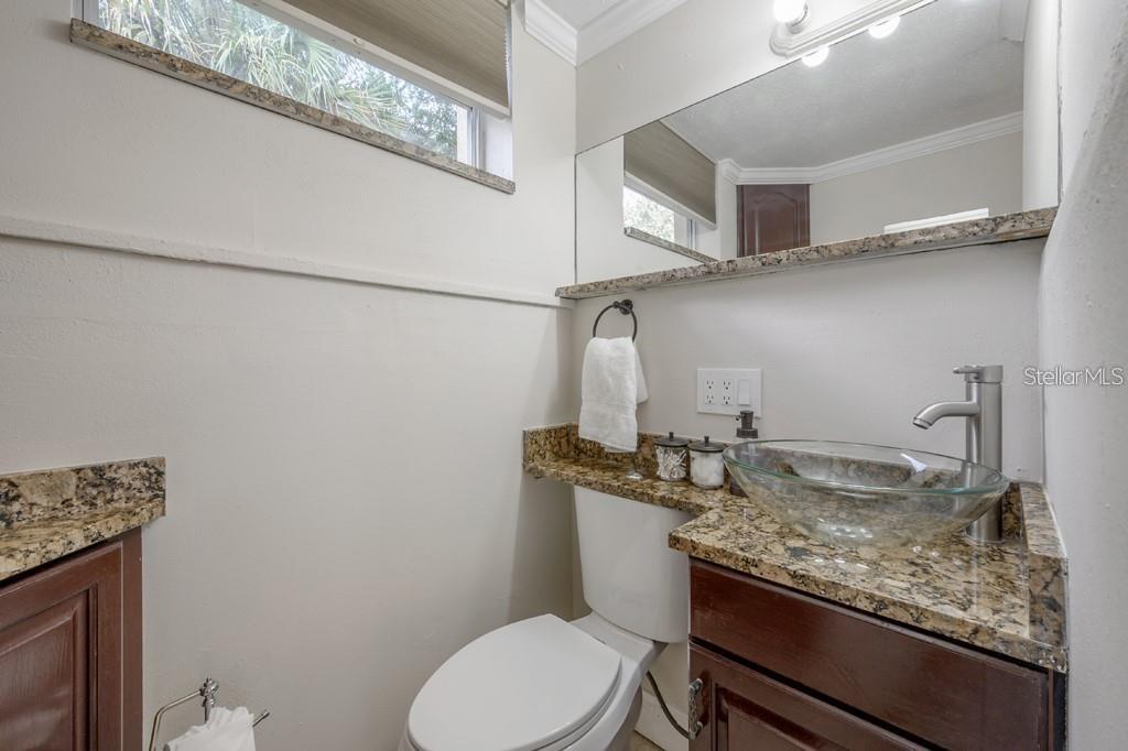 Image 7 of 14 For 3905 Highland Avenue