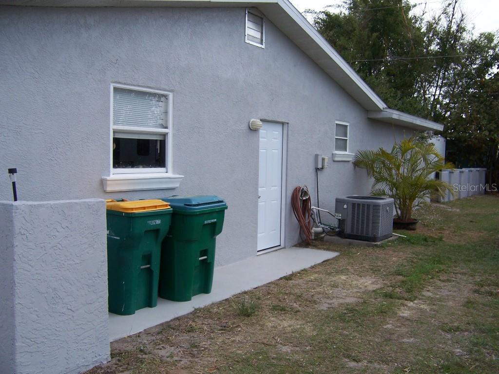 Image 3 of 15 For 3222 Desoto Drive
