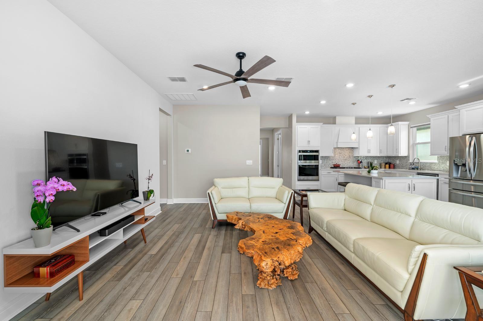 Image 14 of 28 For 9921 Pier Point Terrace