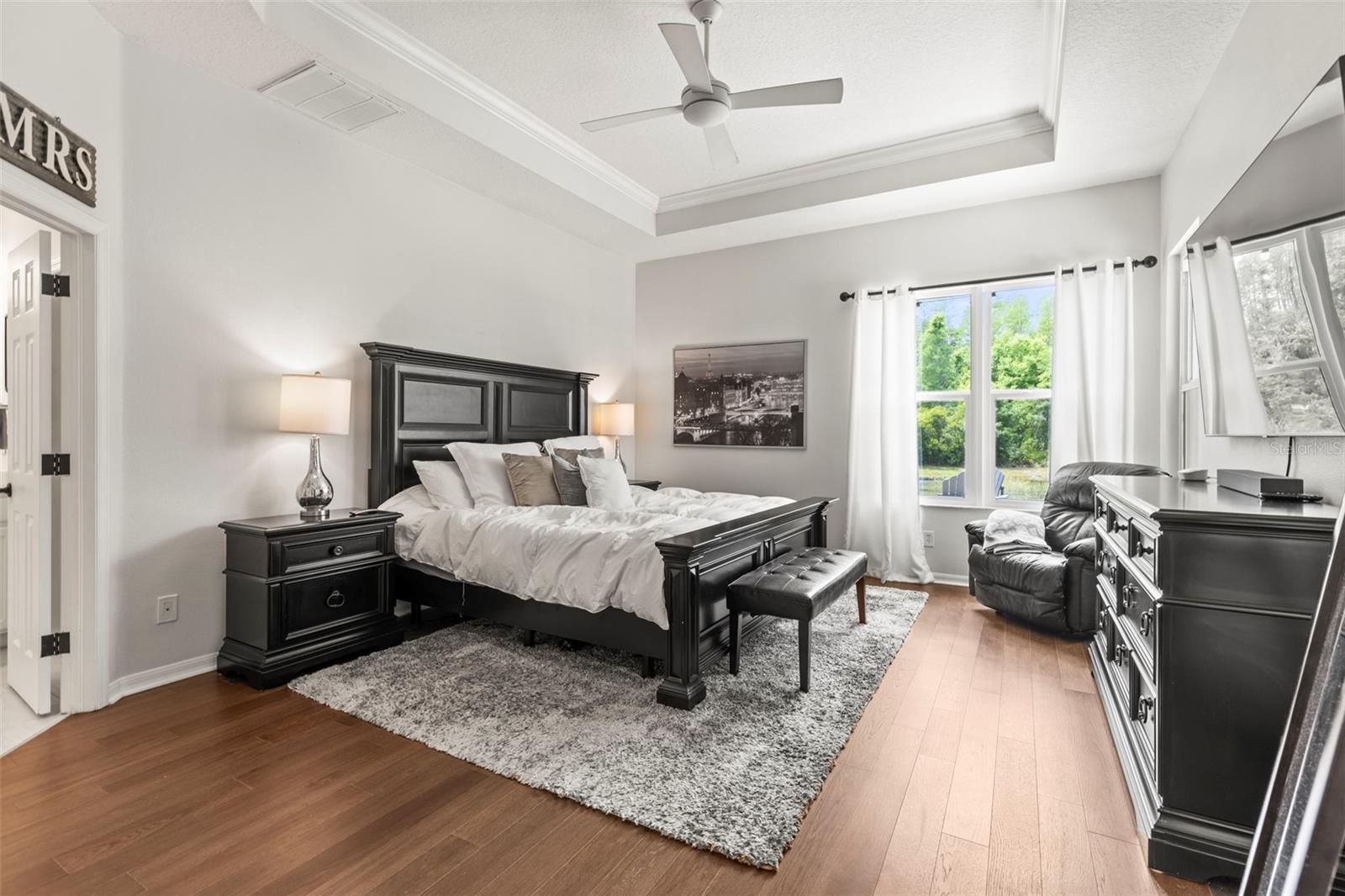 Image 11 of 28 For 10142 Deercliff Drive