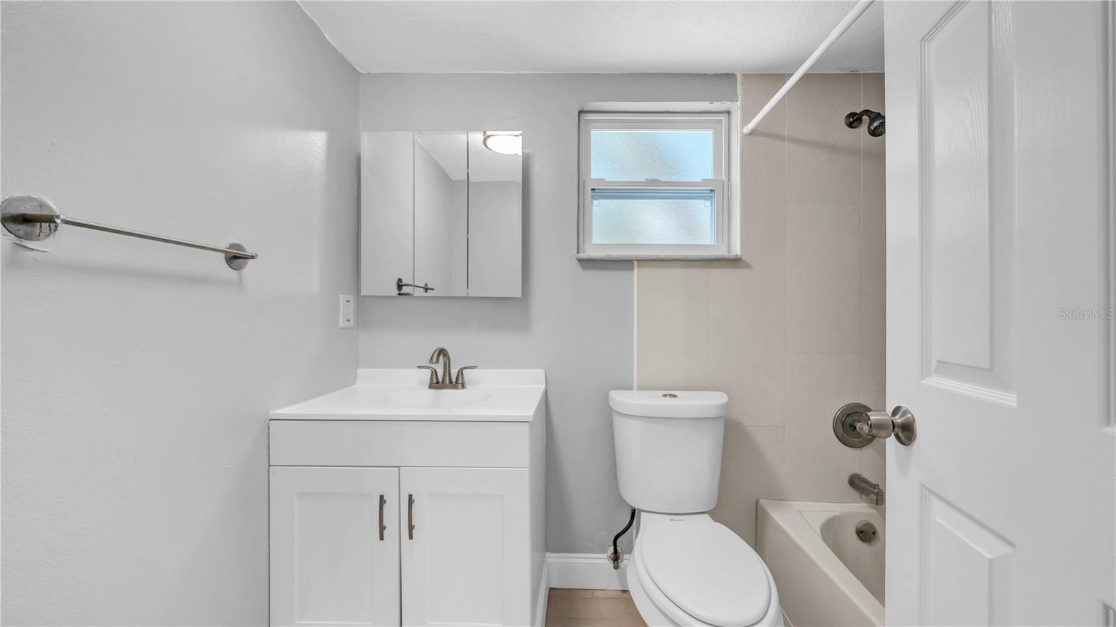 Image 12 of 18 For 2122 Bradford Street 505