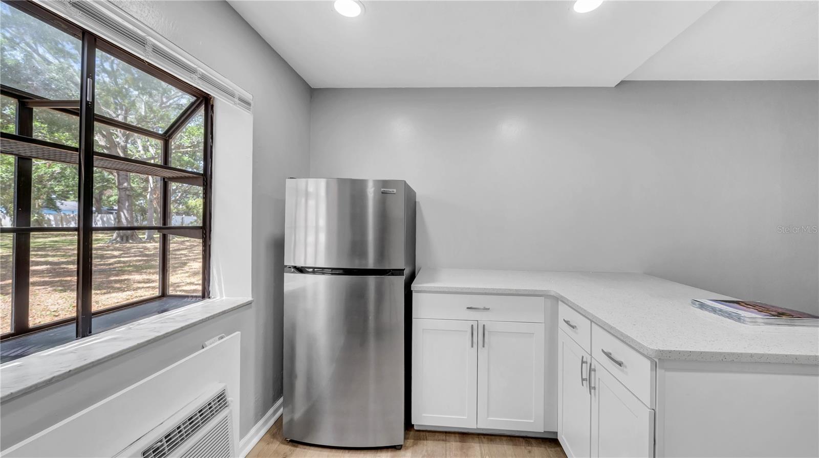 Image 8 of 18 For 2122 Bradford Street 505