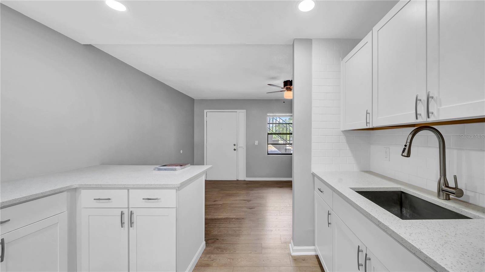 Image 9 of 18 For 2122 Bradford Street 505