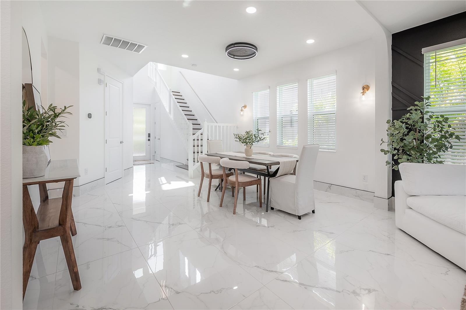 Image 4 of 32 For 19554 Roseate Drive