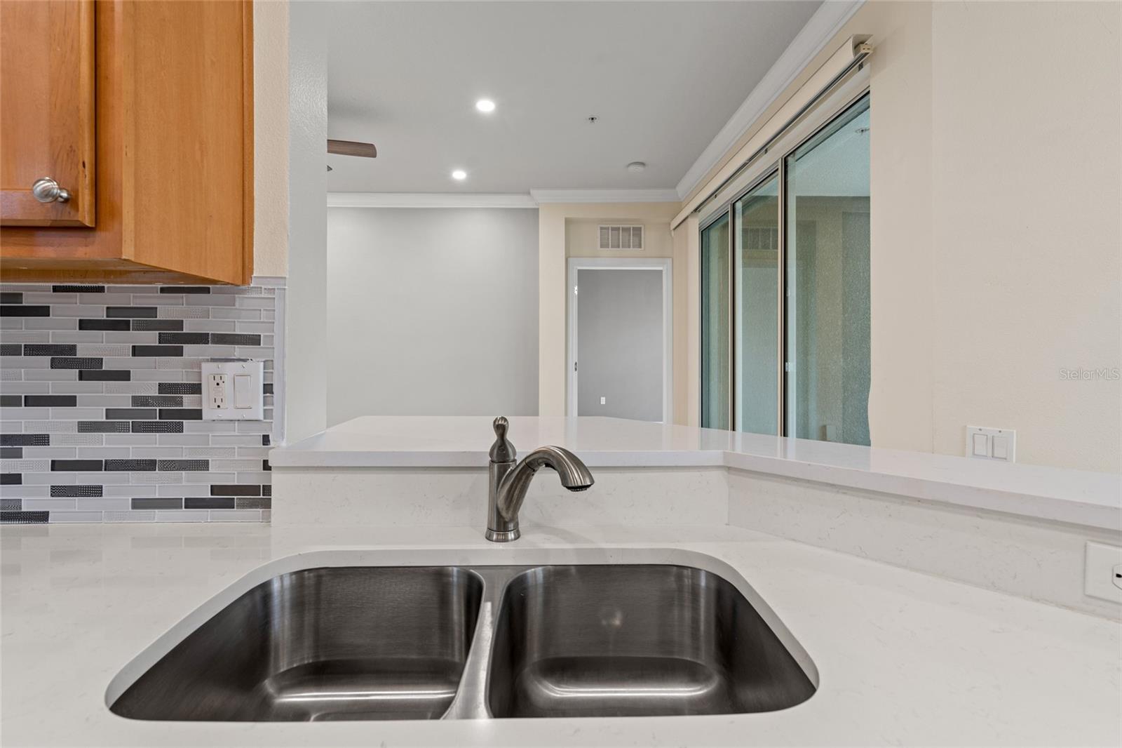Image 17 of 32 For 2268 Kings Palace Drive 2268
