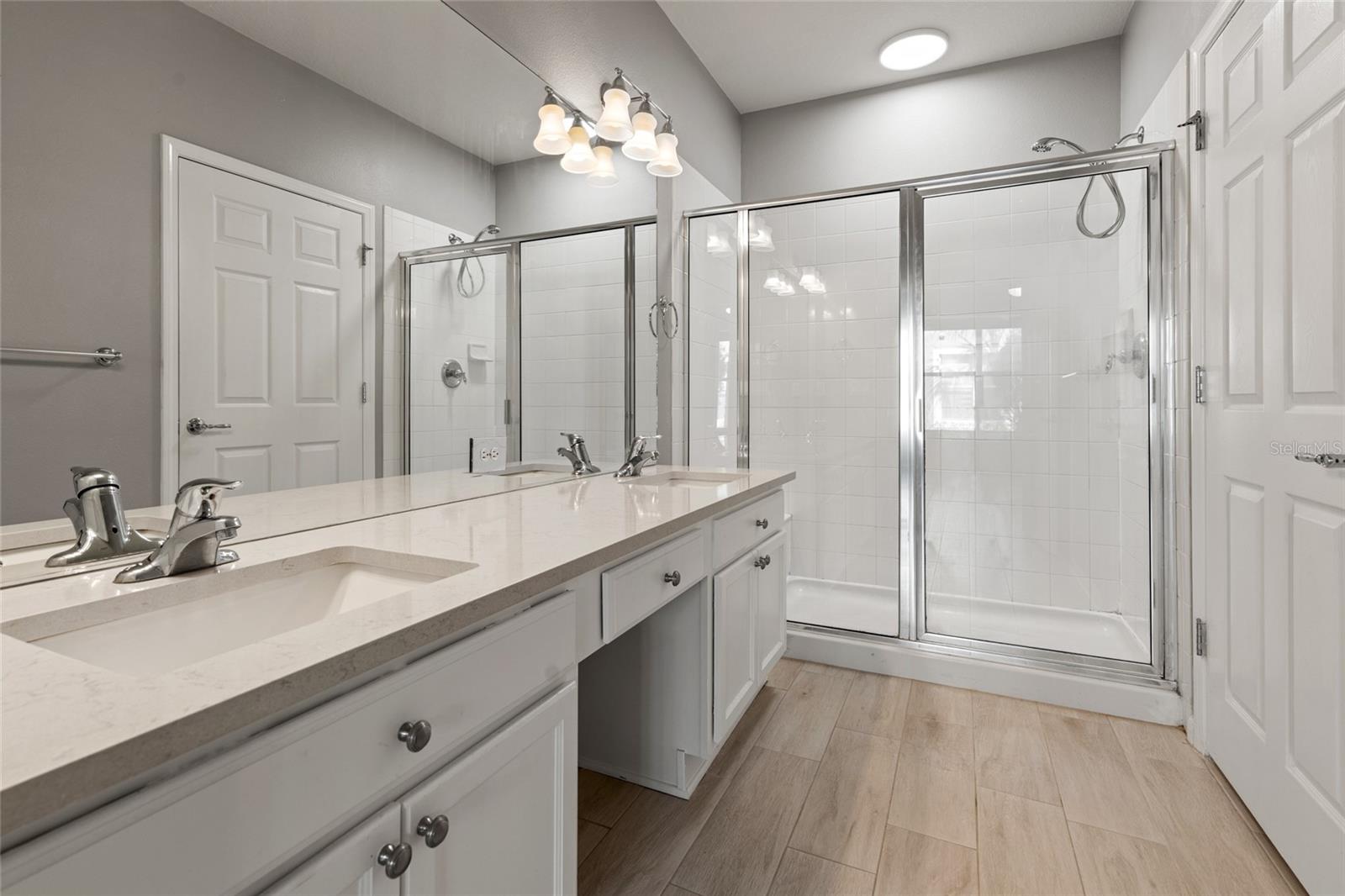 Image 20 of 32 For 2268 Kings Palace Drive 2268