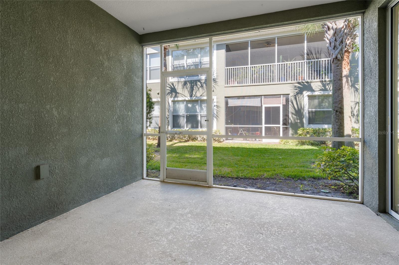 Image 22 of 32 For 2268 Kings Palace Drive 2268