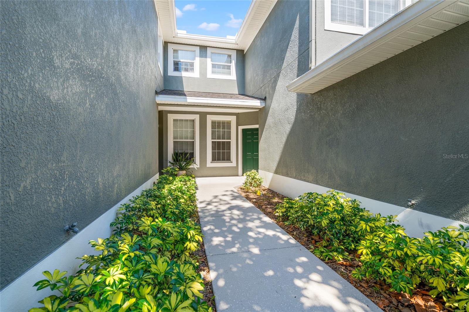 Image 4 of 32 For 2268 Kings Palace Drive 2268