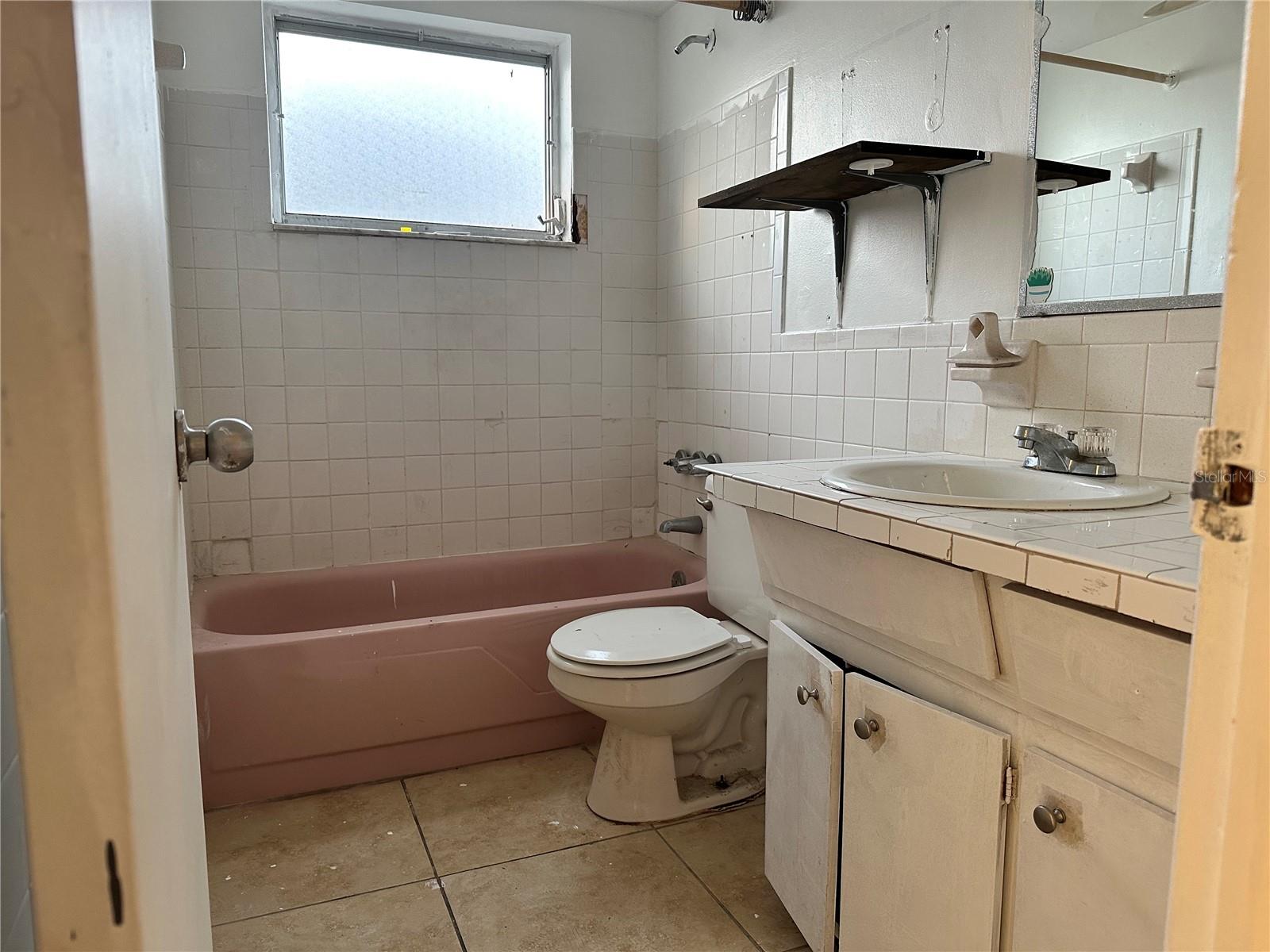 Image 11 of 31 For 1051 Normandy Boulevard
