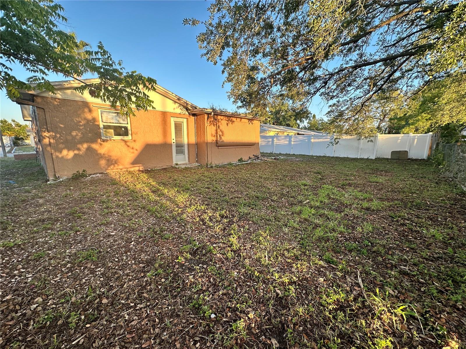 Image 18 of 31 For 1051 Normandy Boulevard