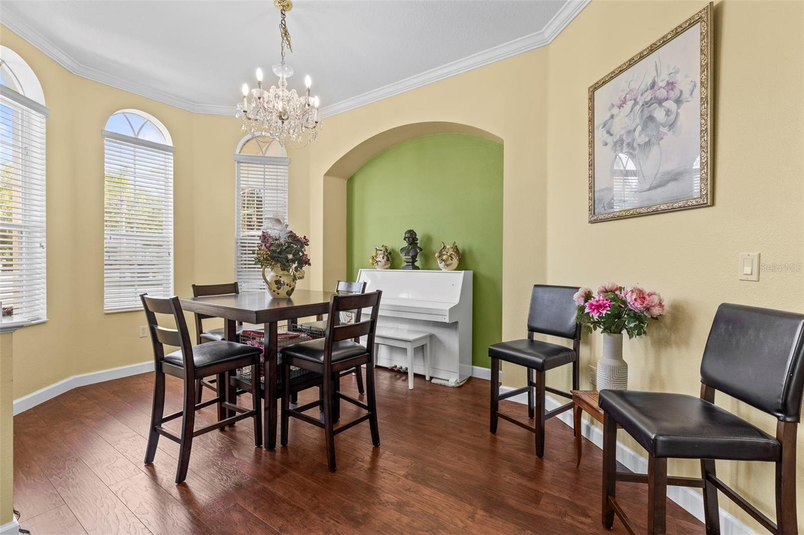 Image 9 of 49 For 10726 Miracle Lane