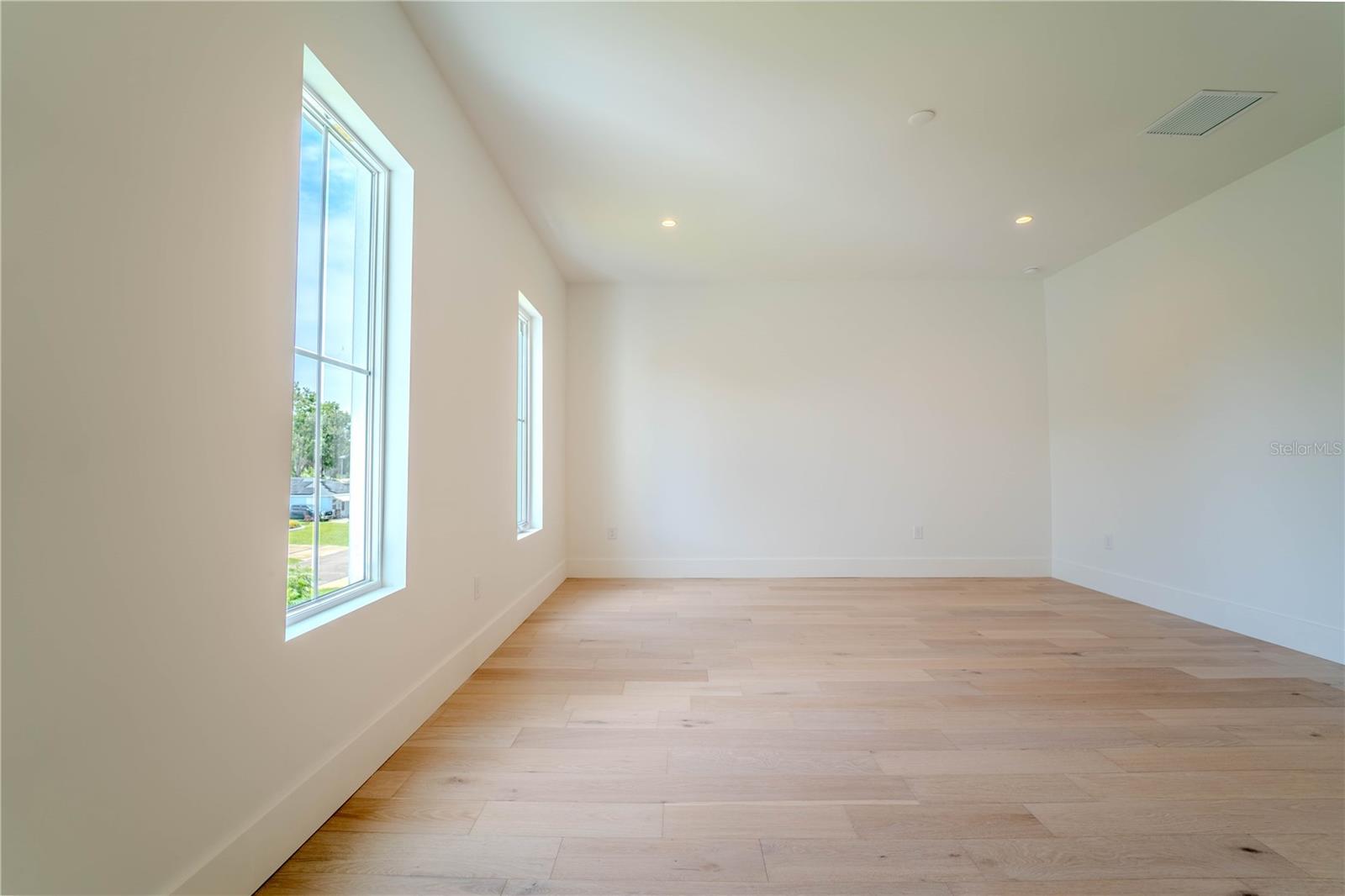 Image 57 of 81 For 4321 Renellie Drive