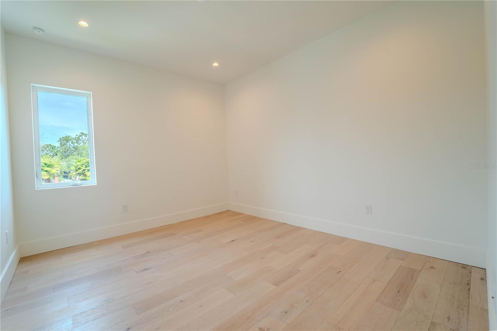 Image 61 of 81 For 4321 Renellie Drive