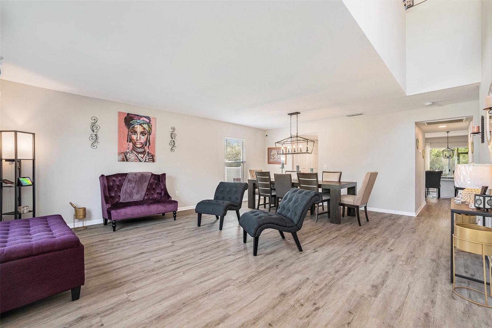 Image 4 of 32 For 11191 Liberto Road