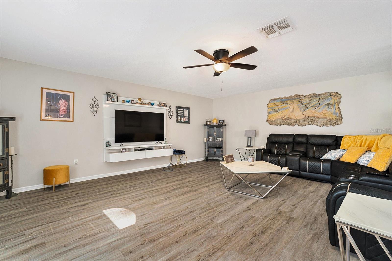 Image 6 of 32 For 11191 Liberto Road
