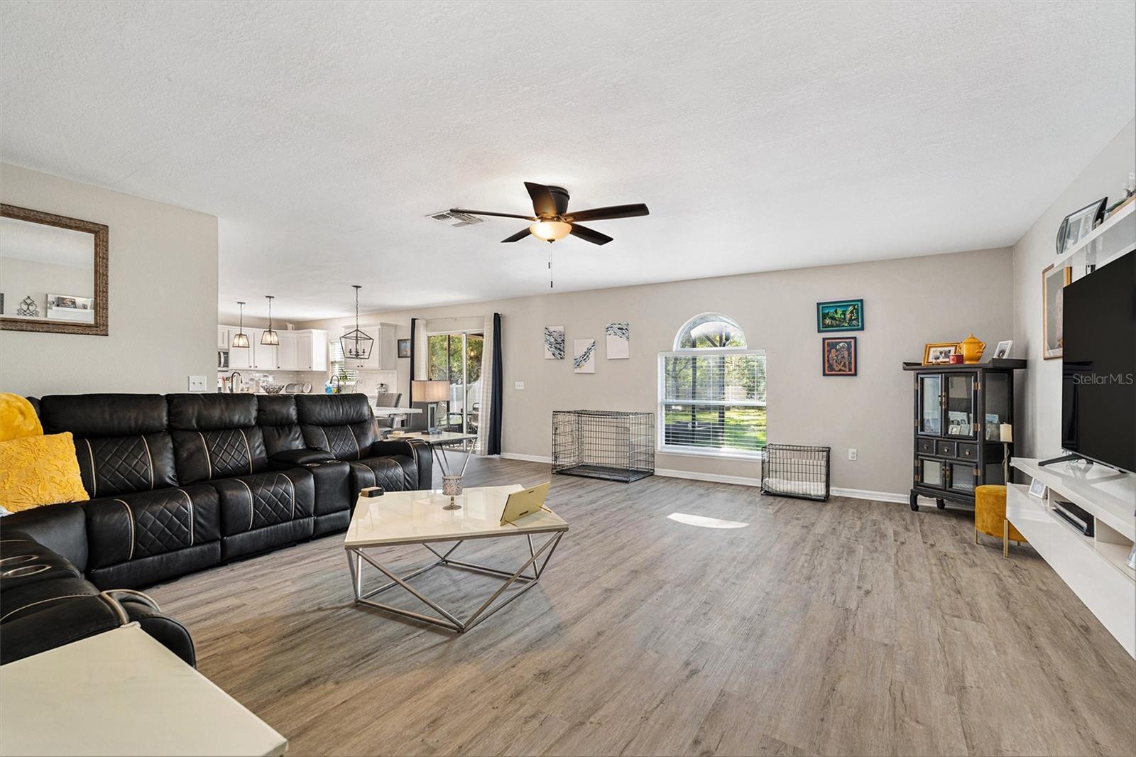 Image 7 of 32 For 11191 Liberto Road