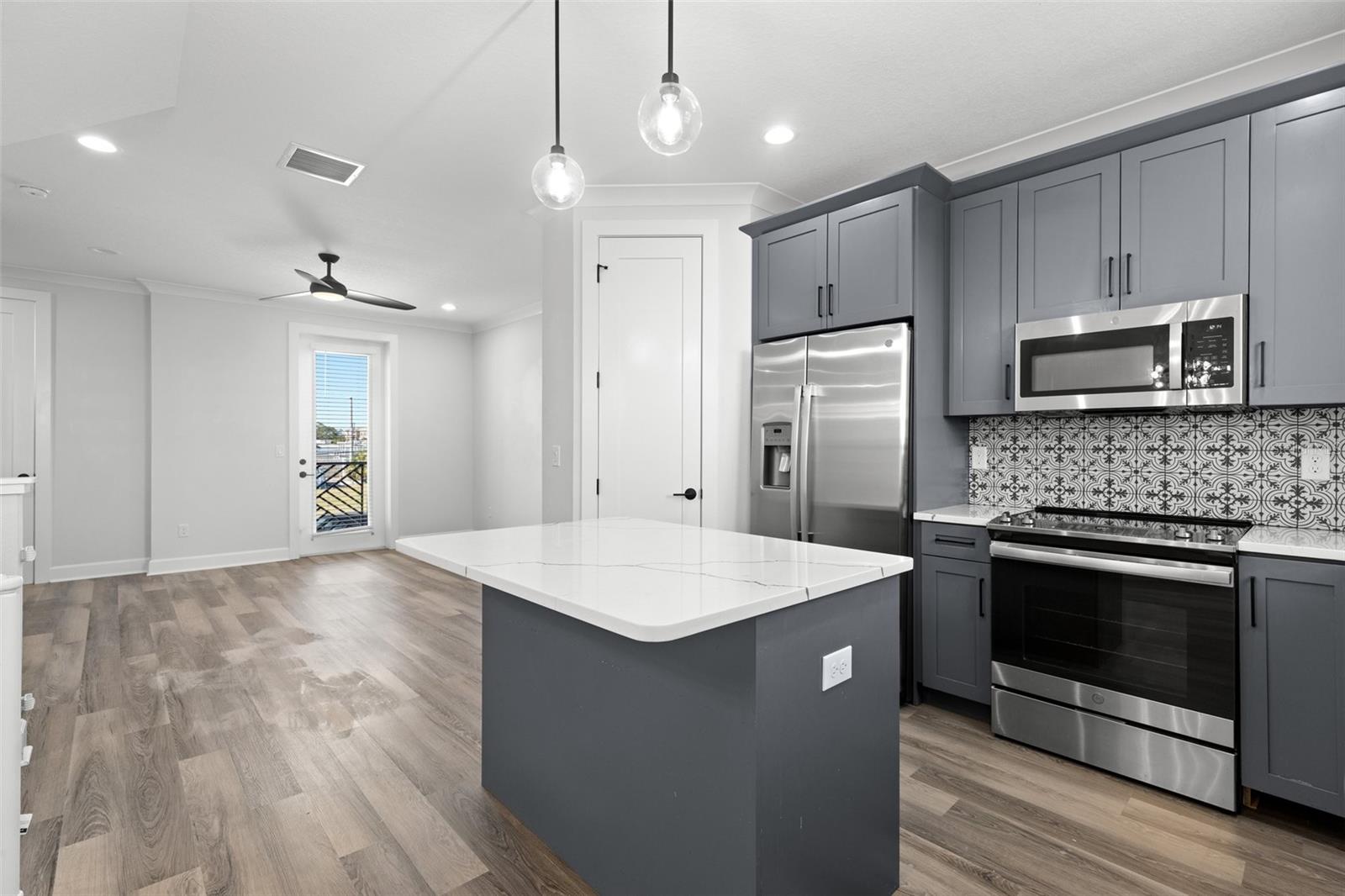 Image 15 of 27 For 1501 Morgan Street 5
