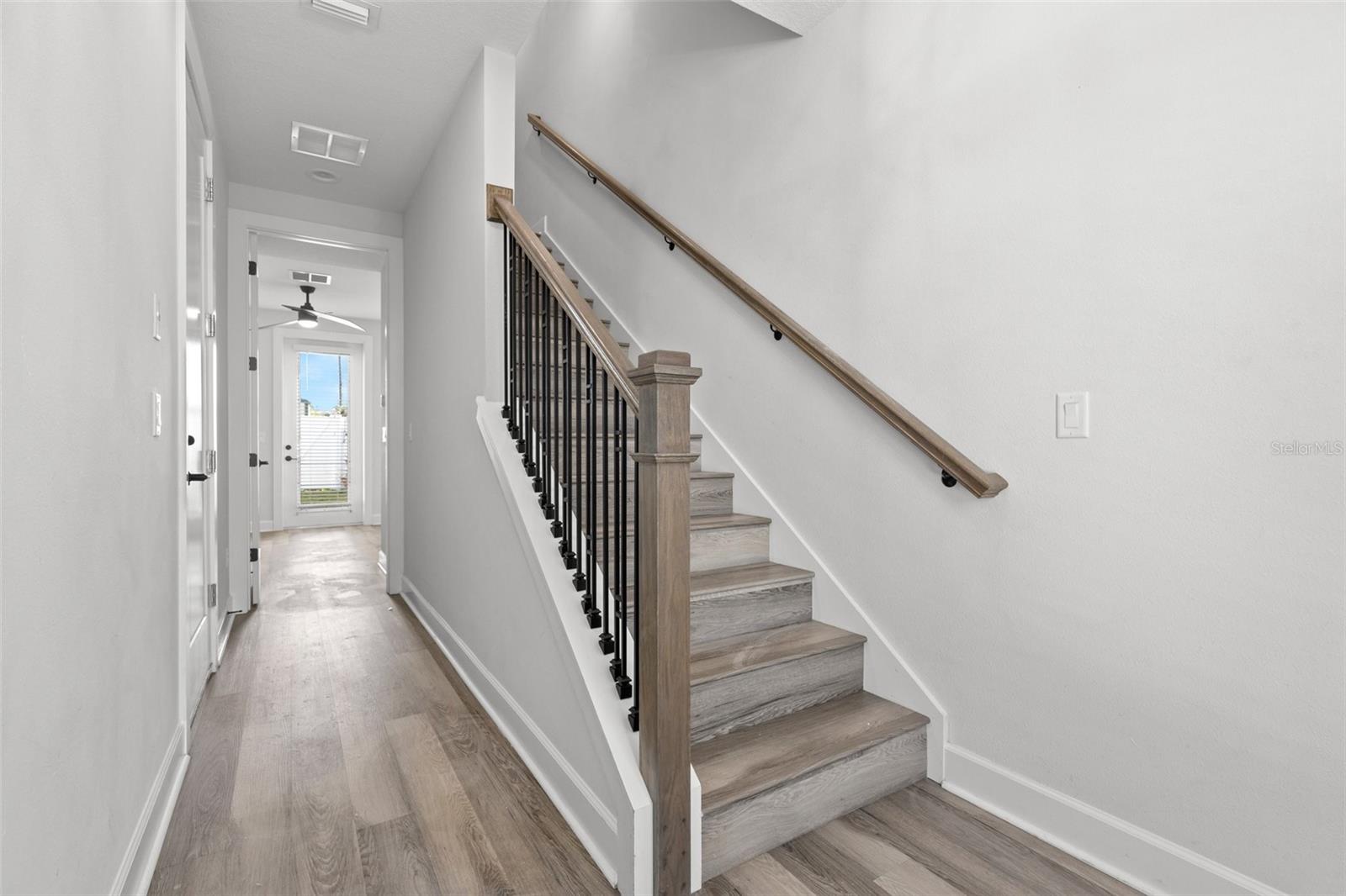 Image 3 of 27 For 1501 Morgan Street 5