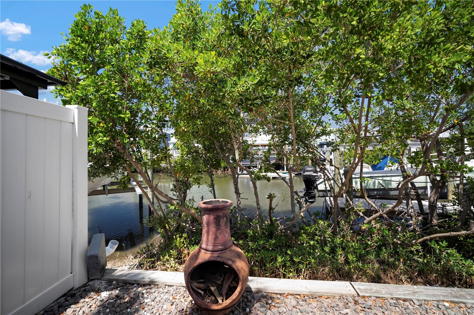 Image 53 of 68 For 424 Bahama Grande Boulevard