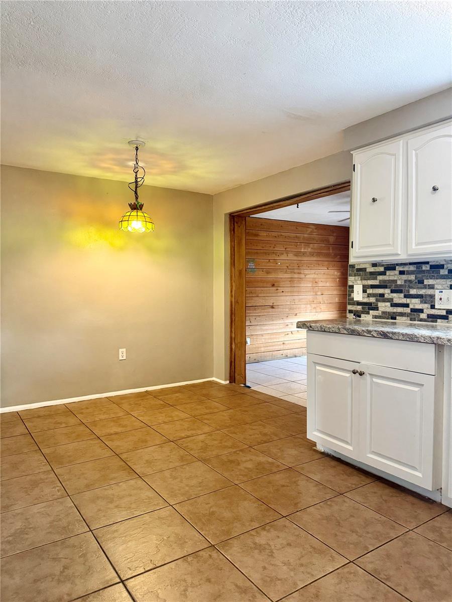 Image 5 of 24 For 6311 Edenmore Ave