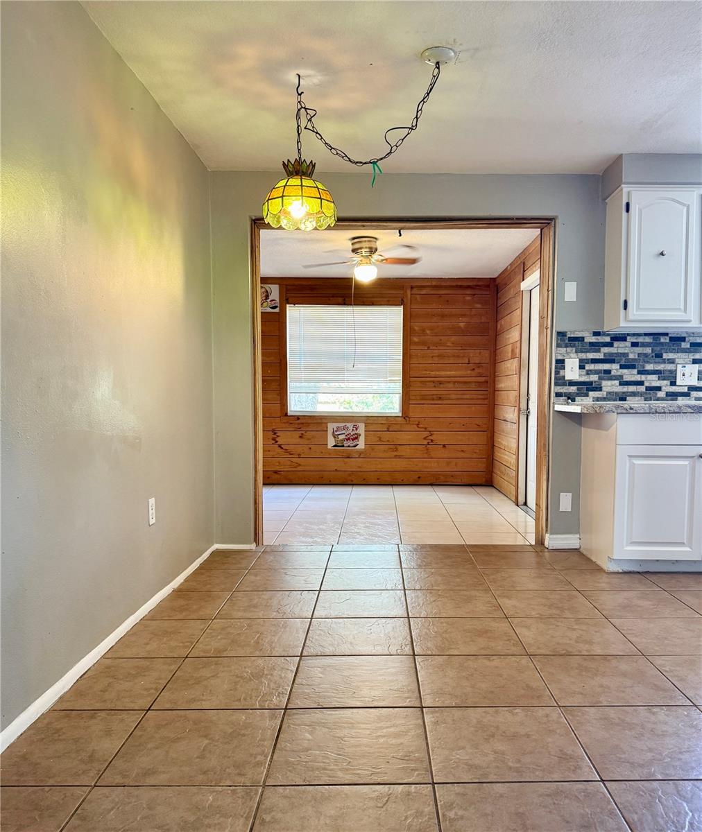 Image 8 of 24 For 6311 Edenmore Ave
