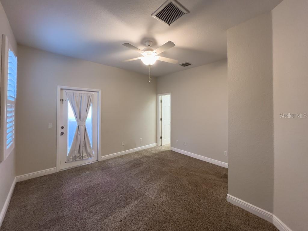 Image 13 of 24 For 16127 Churchview Drive S
