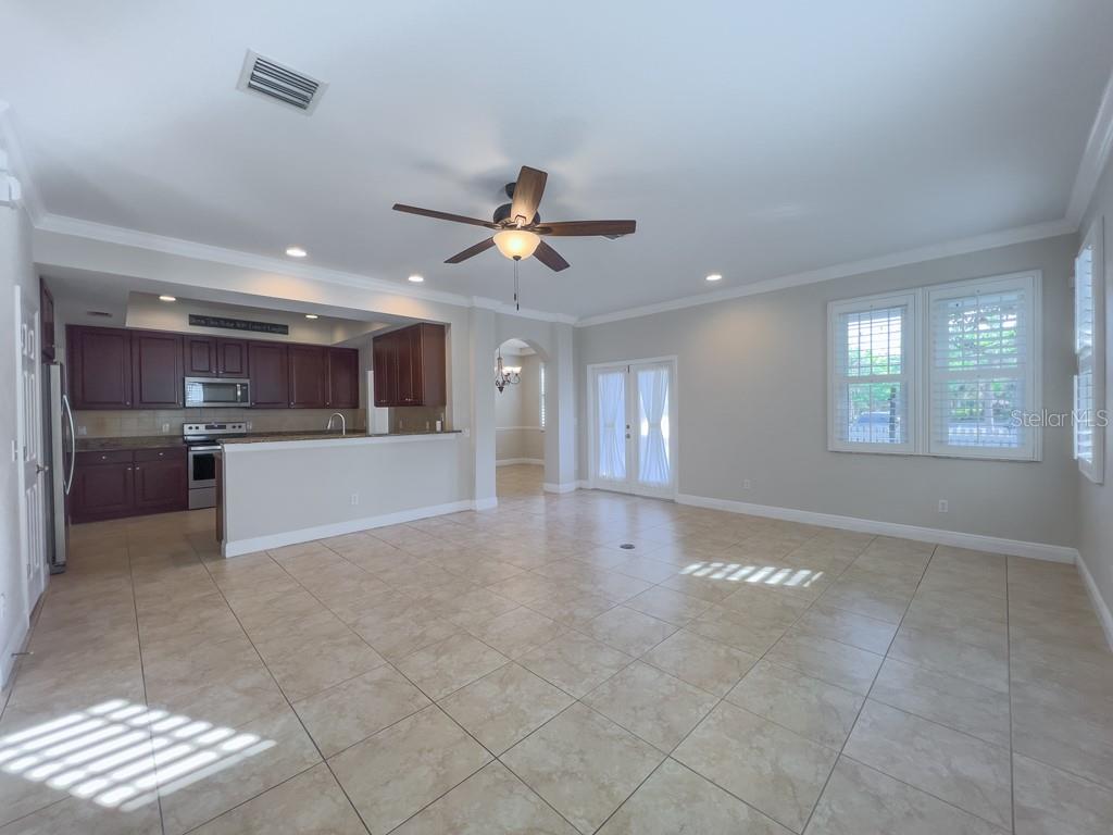 Image 8 of 24 For 16127 Churchview Drive S