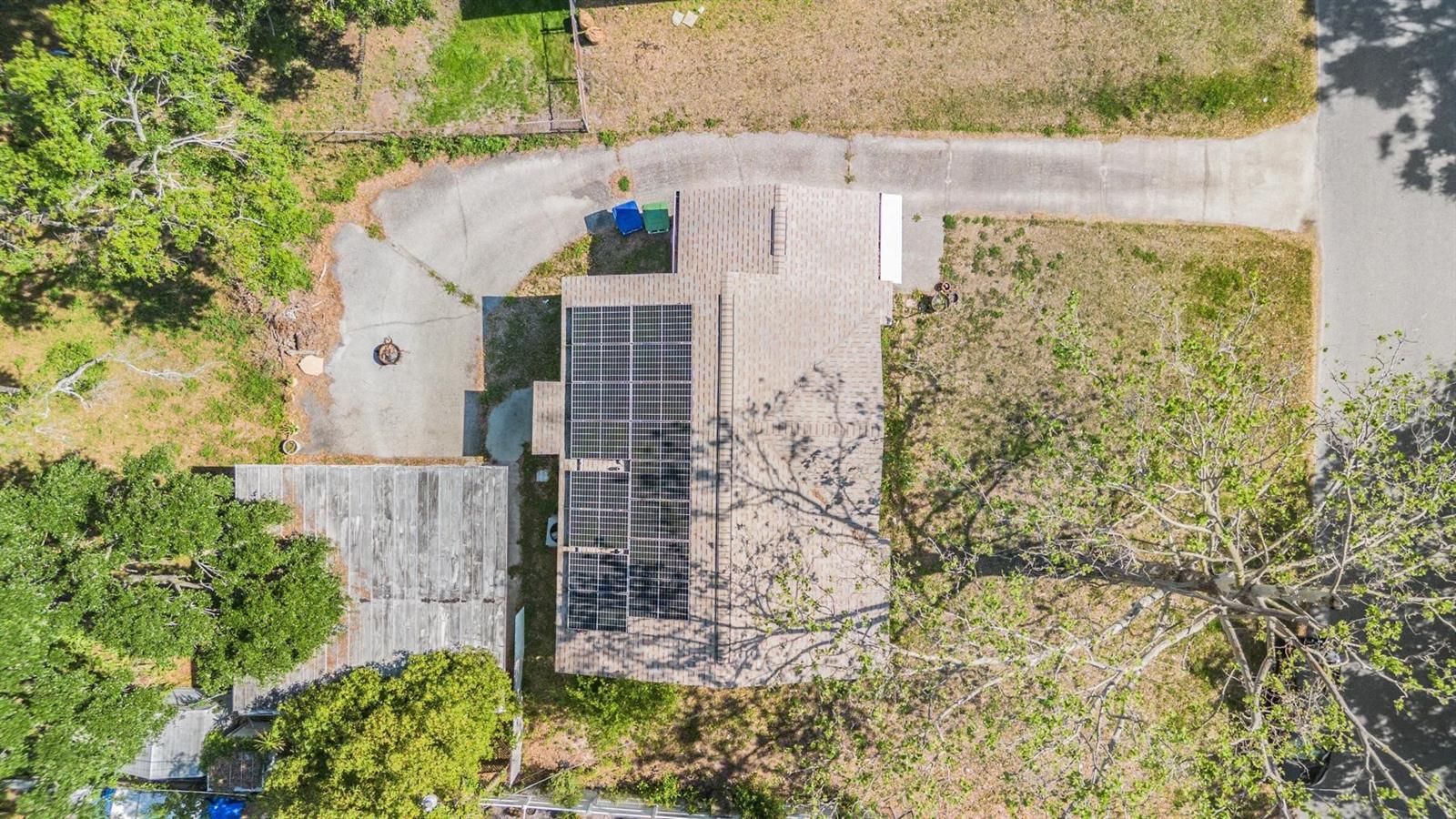 Listing photo id 24 for 1025 Berry Avenue