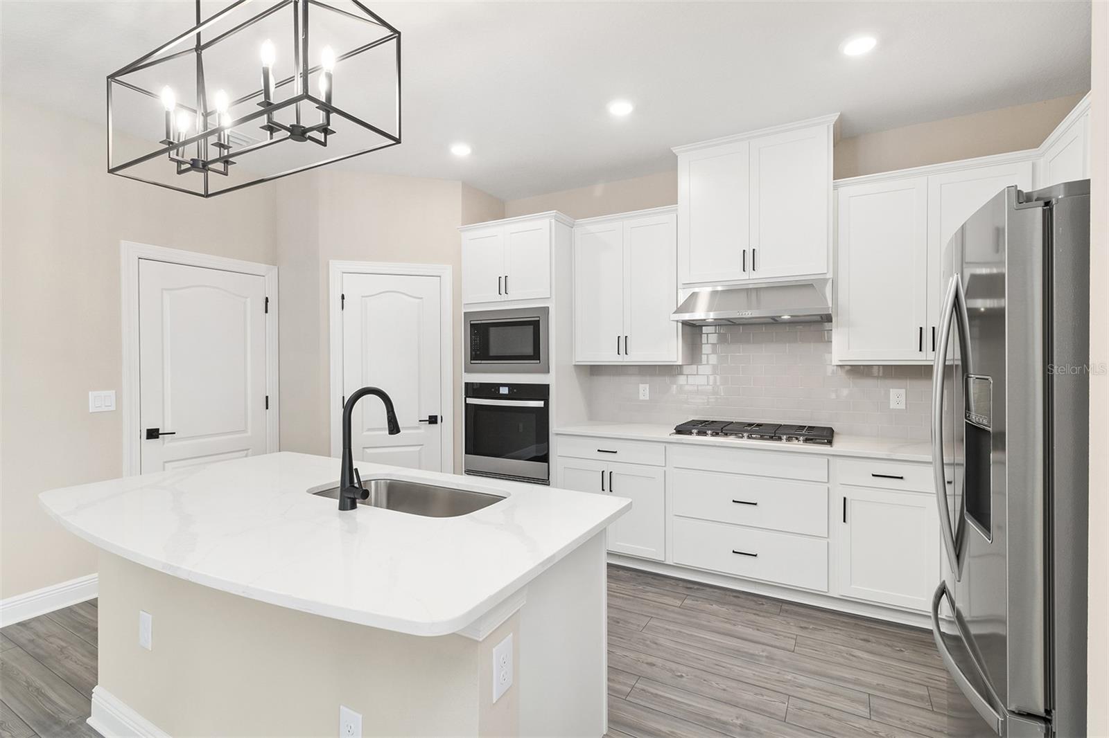 Image 2 of 7 For 7712 Somersworth Drive