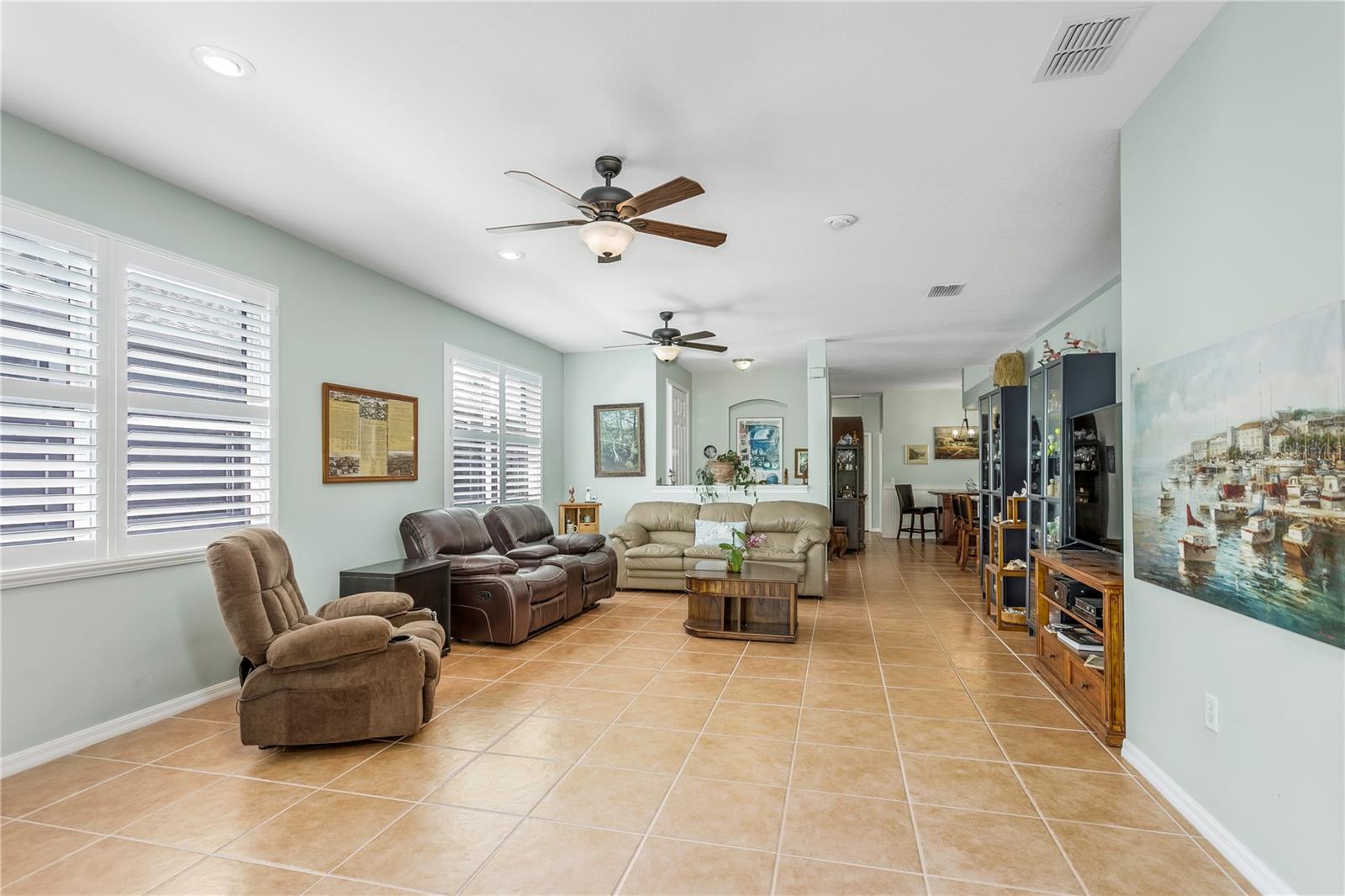 Image 11 of 31 For 8116 Sanguinelli Road