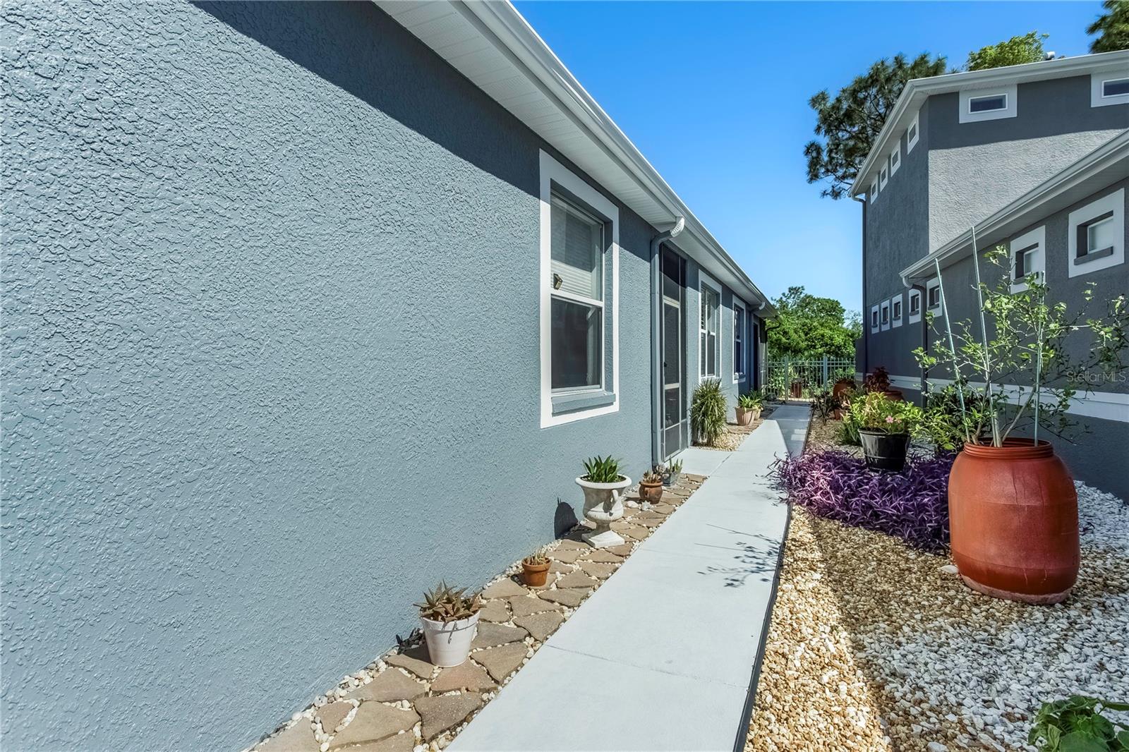 Image 20 of 31 For 8116 Sanguinelli Road