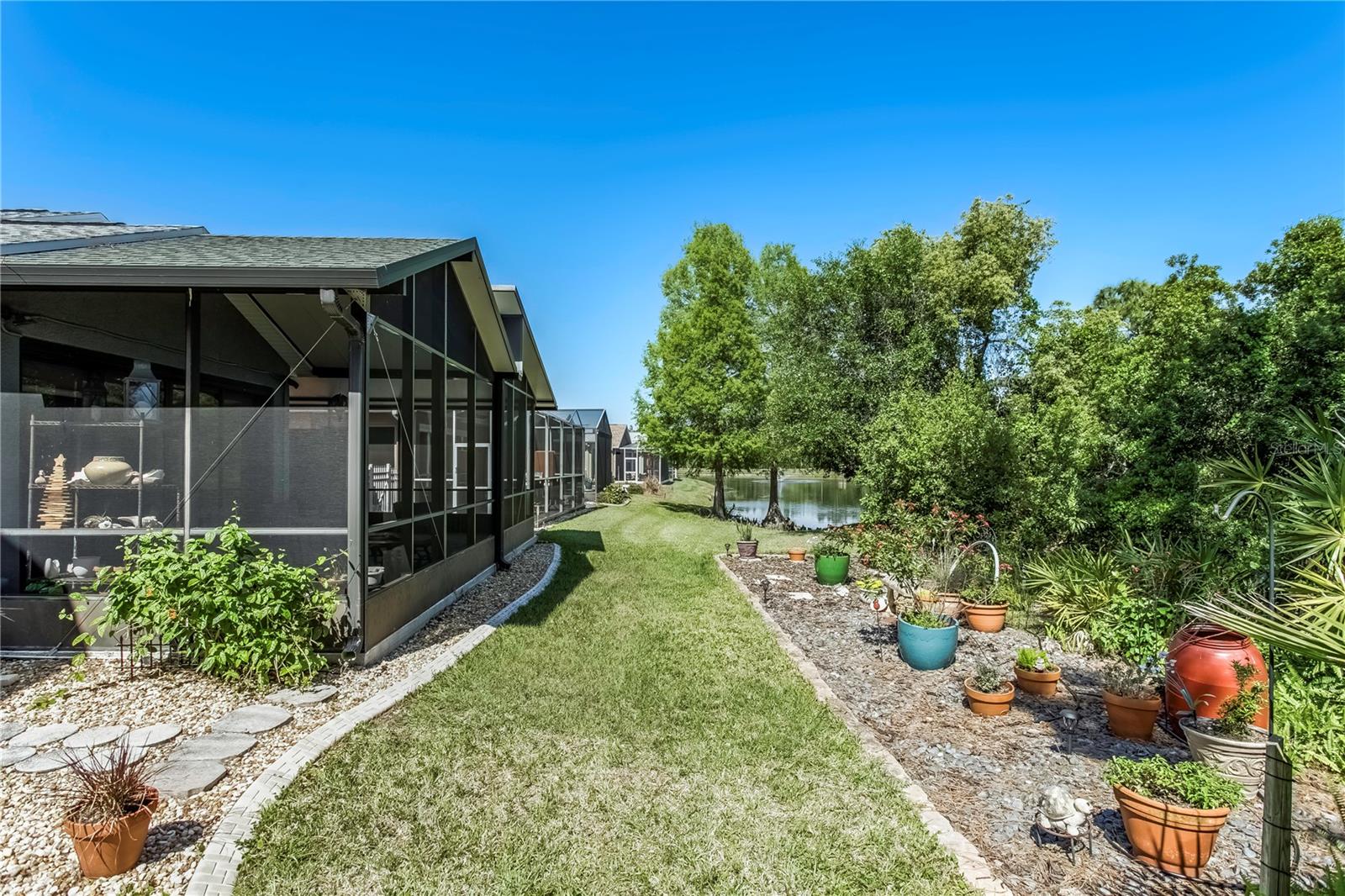 Image 21 of 31 For 8116 Sanguinelli Road